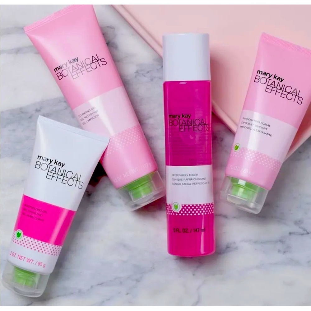 SCRUB ➡️ Mary Kay Botanical Effects Invigorating Scrub. New in box.